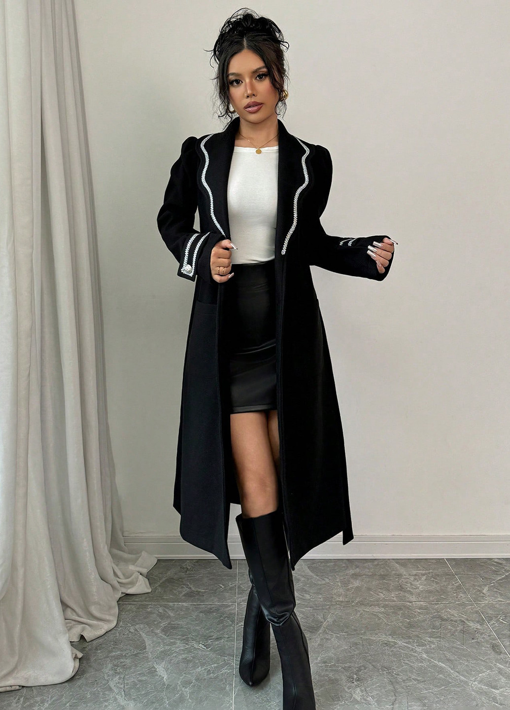 Чорне демісезонне Пальто однобортне SHEIN