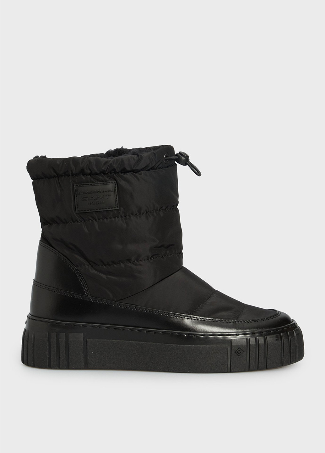 Черные дутики Gant с логотипом