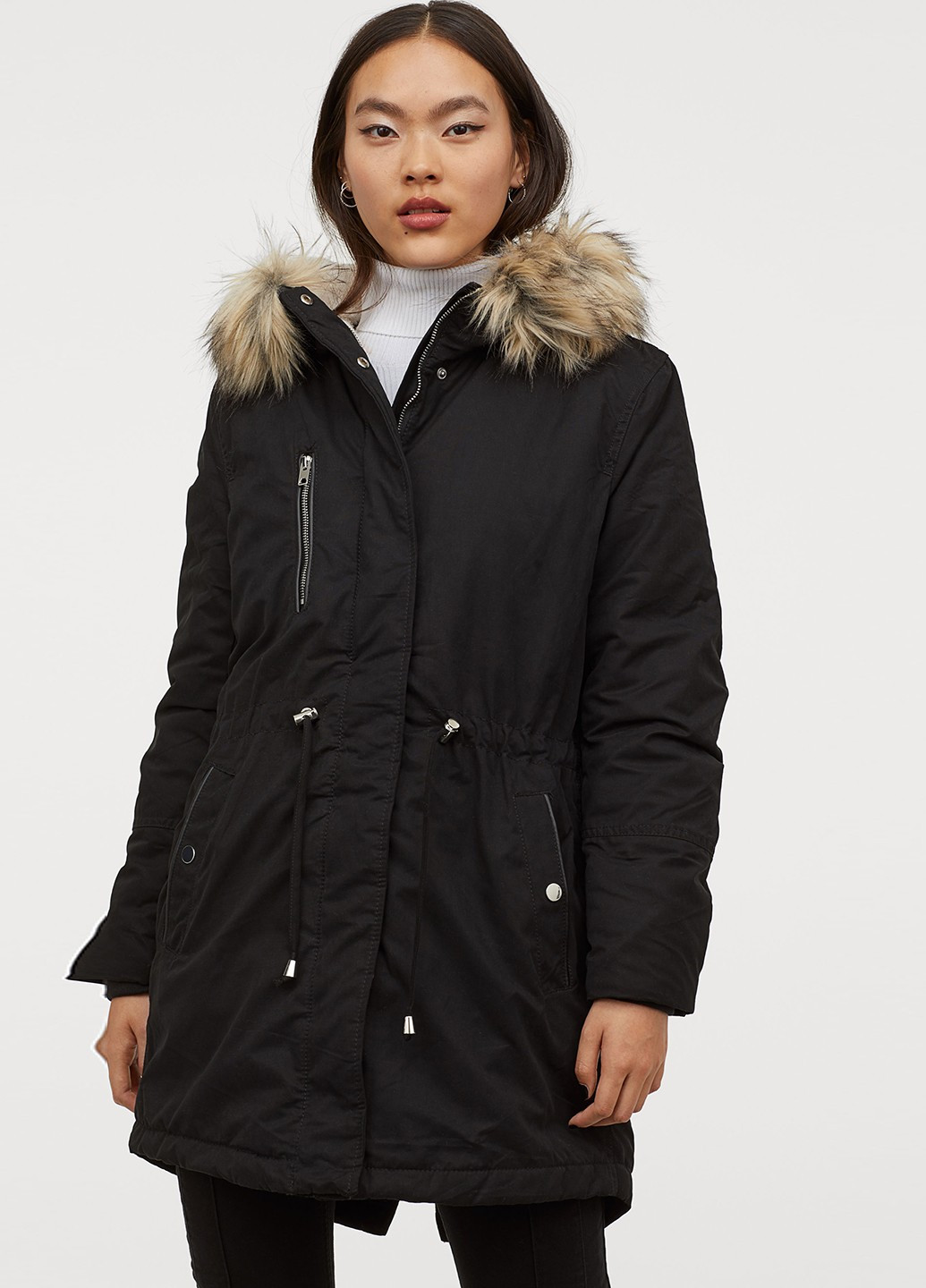 Чорна зимня куртка H&M
