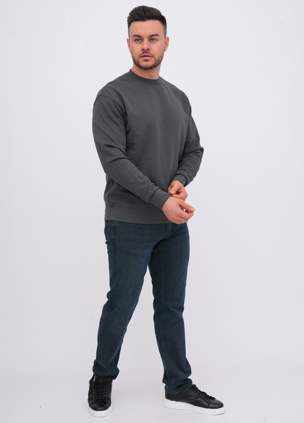 Темно-сірий світшот K.O.R однотонний без декору (362378197)