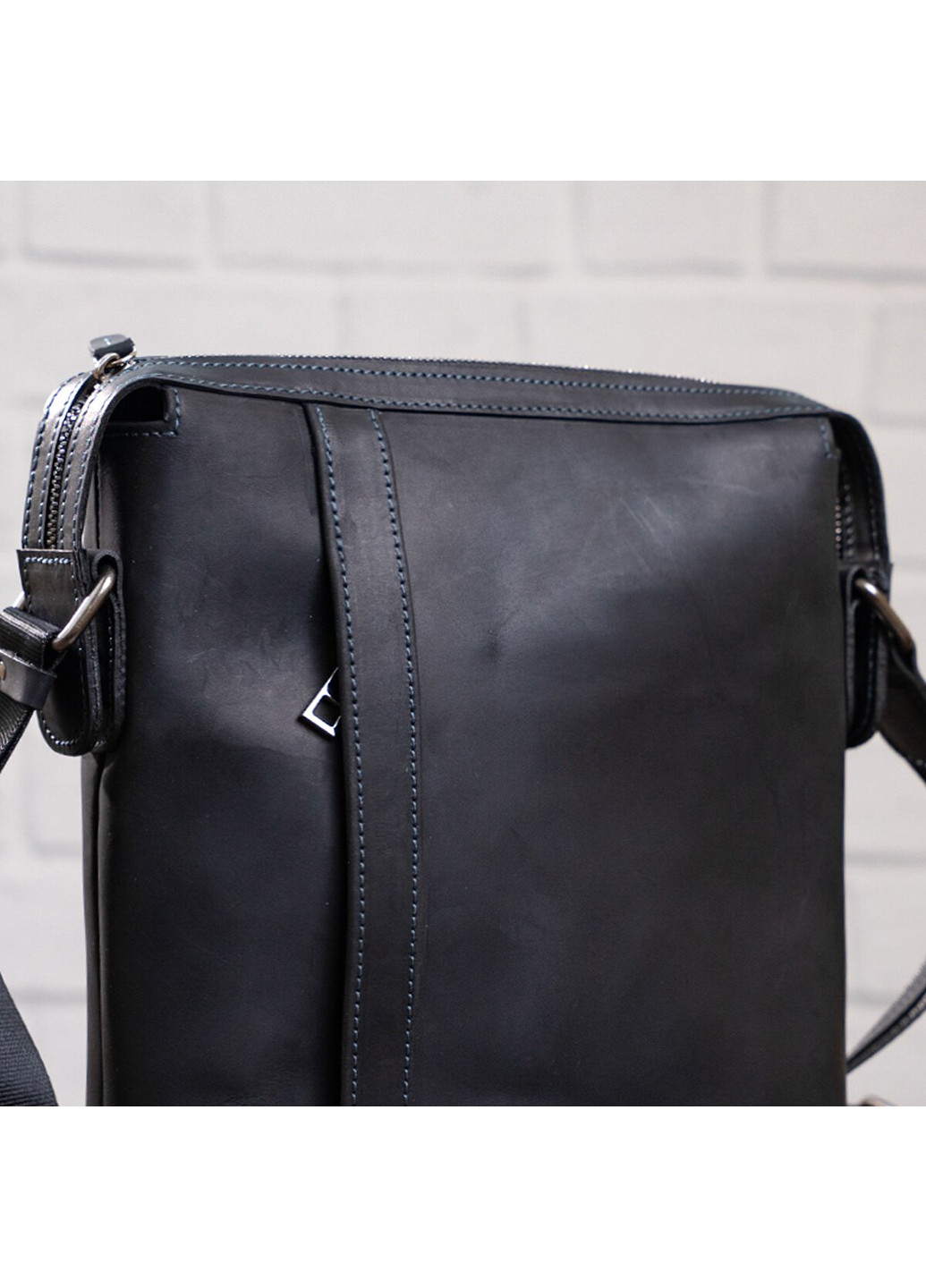 Чоловіча шкіряна сумка 24х29х7 см Shvigel (252413634)