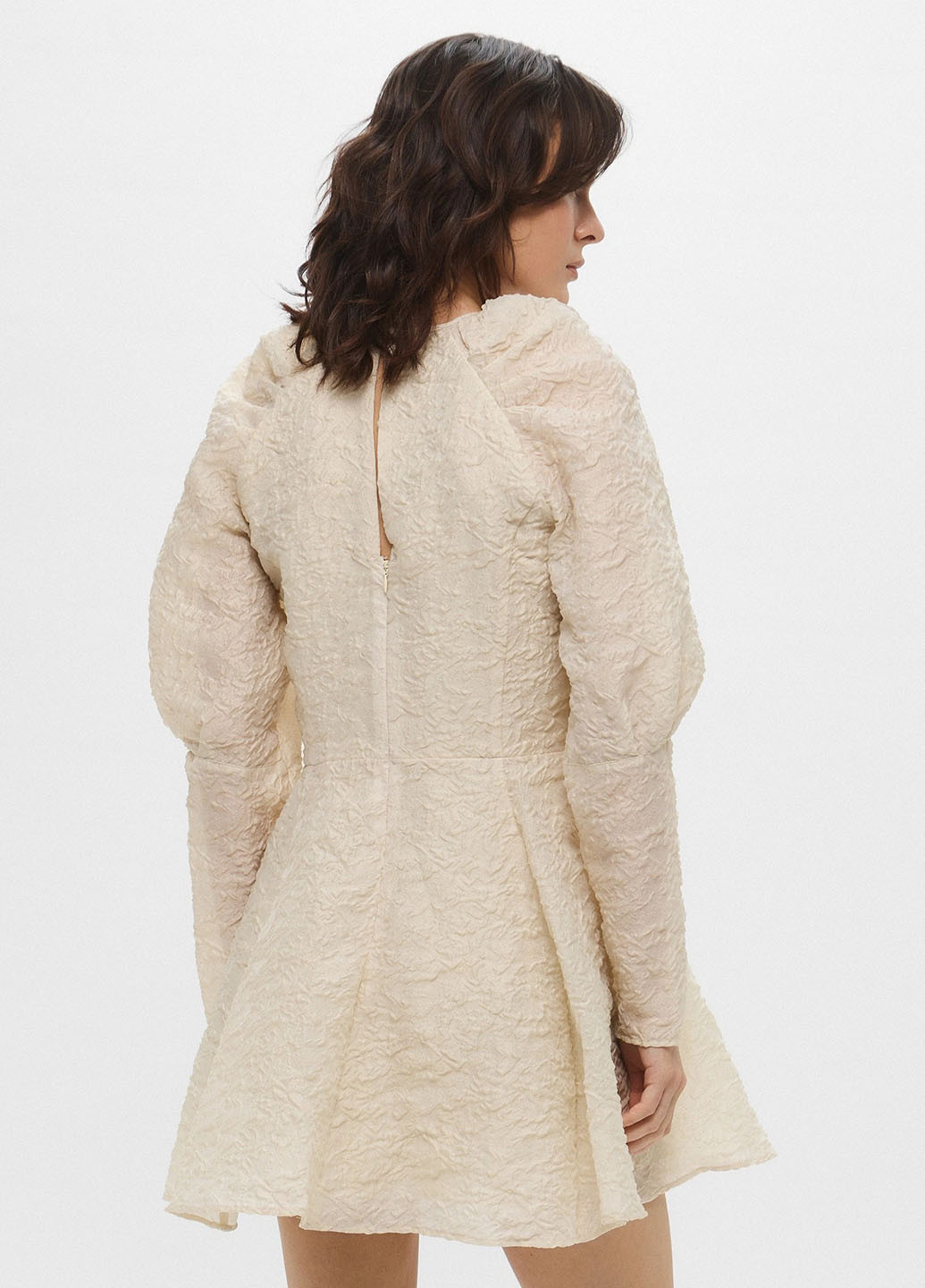 Світло-бежева коктейльна сукня кльош H&M однотонна