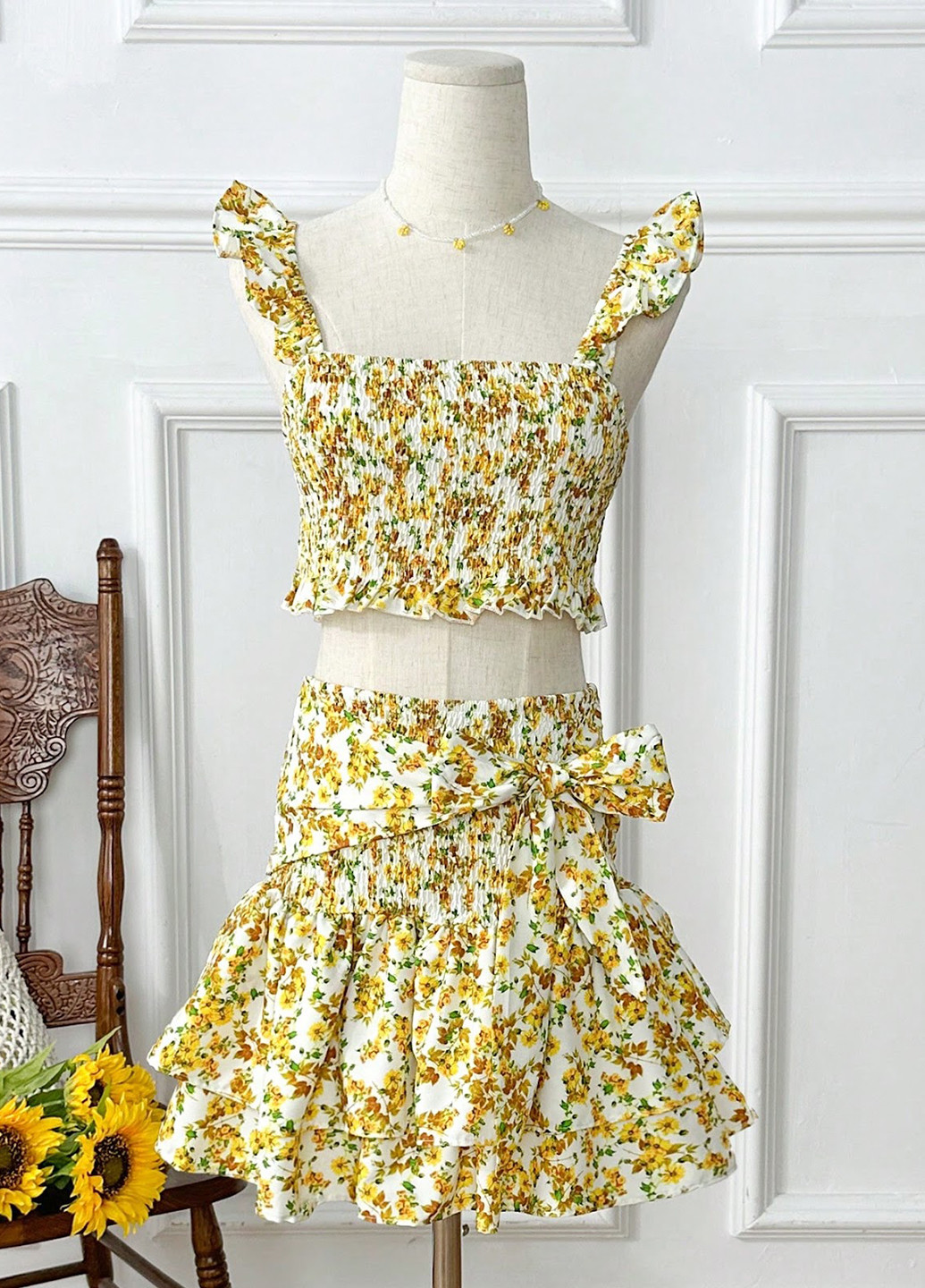 Молочный летний комплект (топ, юбка) SHEIN