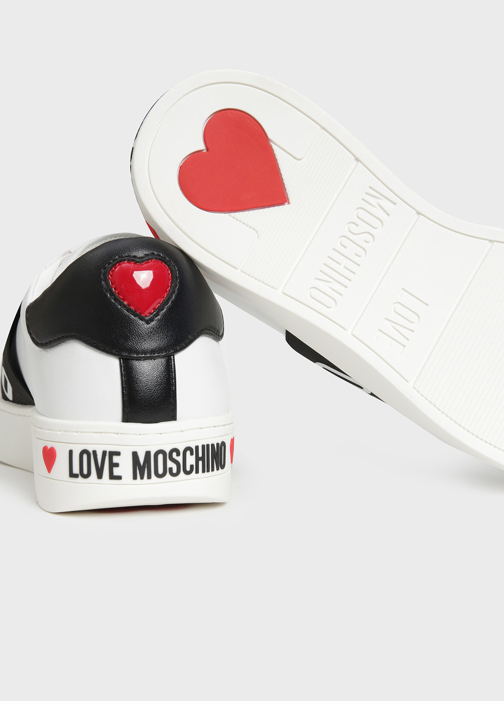 Белые демисезонные кроссовки Love Moschino