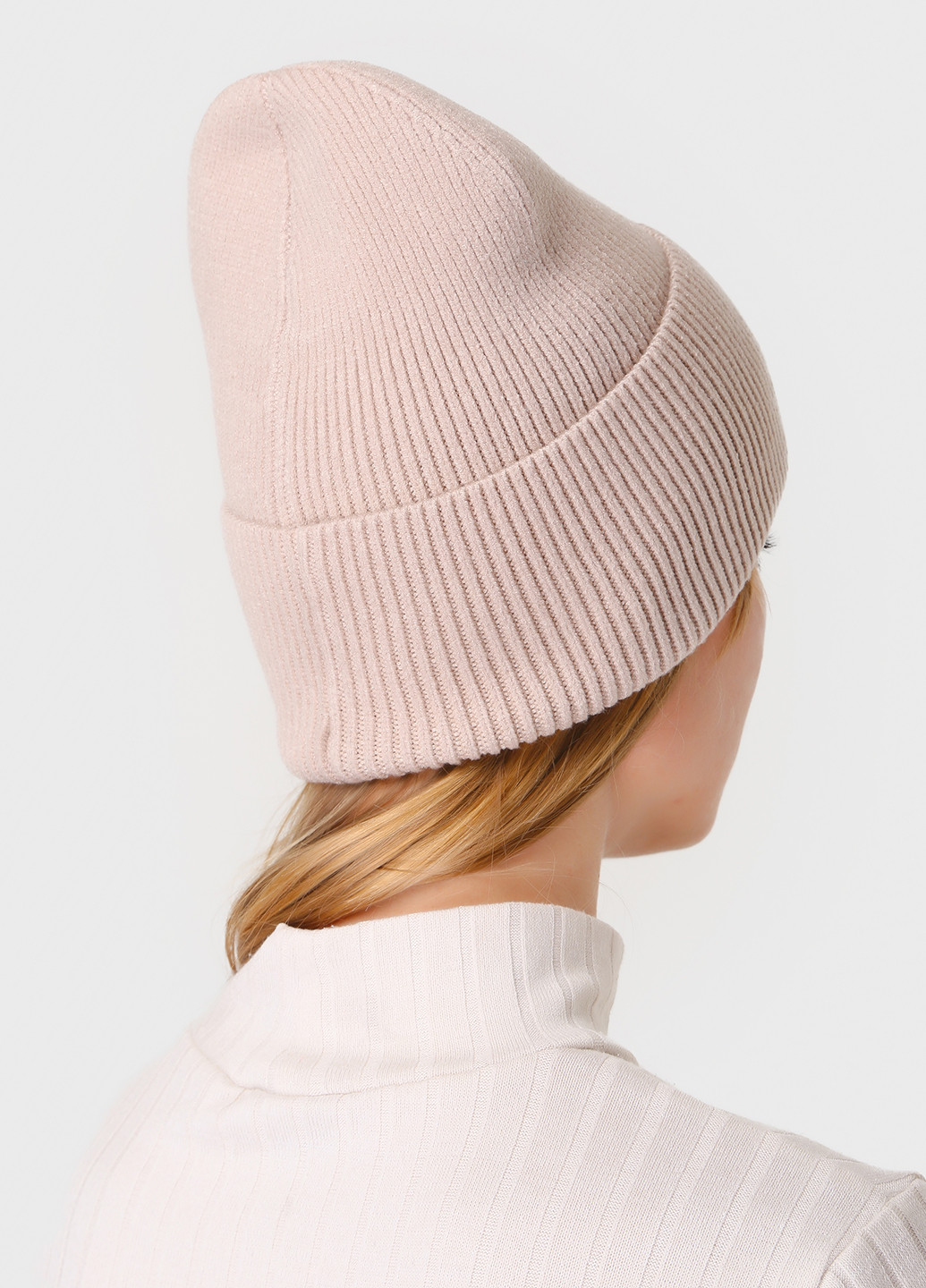 Теплая зимняя женская кашемировая шапка с отворотом без подкладки 500027 DeMari бини однотонная светло-бежевая кэжуал кашемир