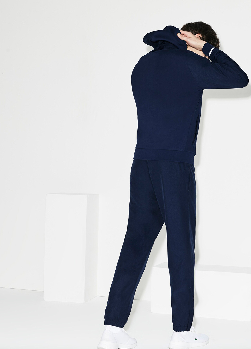 Темно-синий демисезонный костюм (кофта, брюки) брючный Lacoste