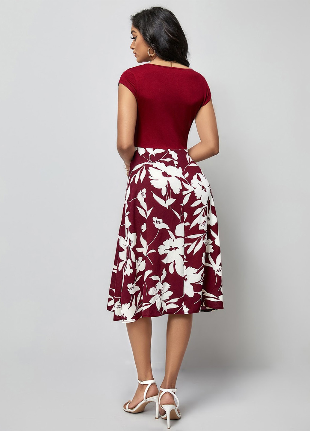 Бордовое кэжуал платье клеш SHEIN с цветочным принтом