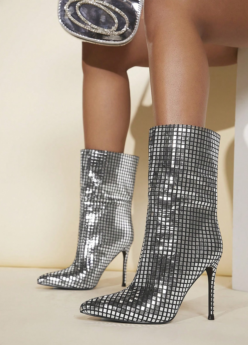 Серебряные осенние полусапоги SHEIN