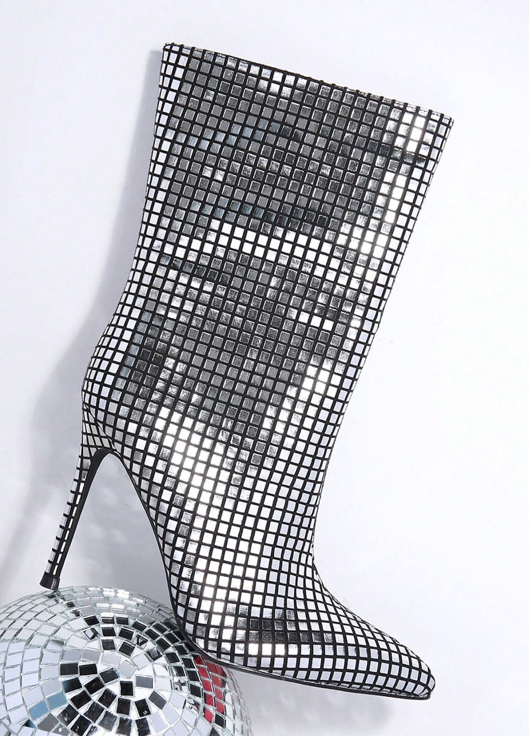 Серебряные осенние полусапоги SHEIN