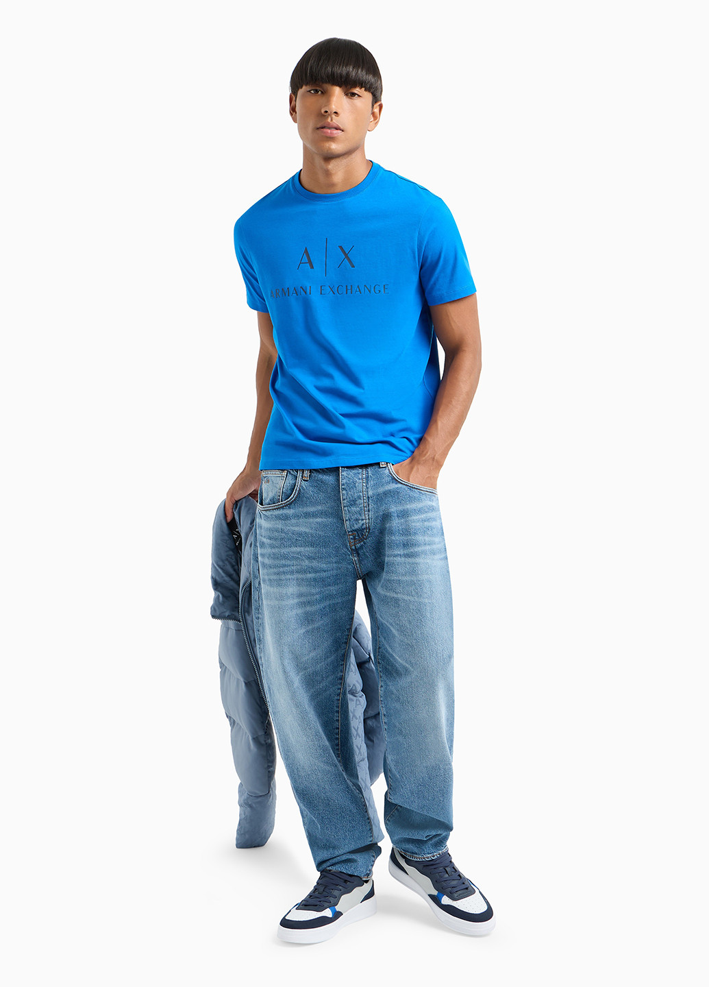 Синя футболка Armani Exchange