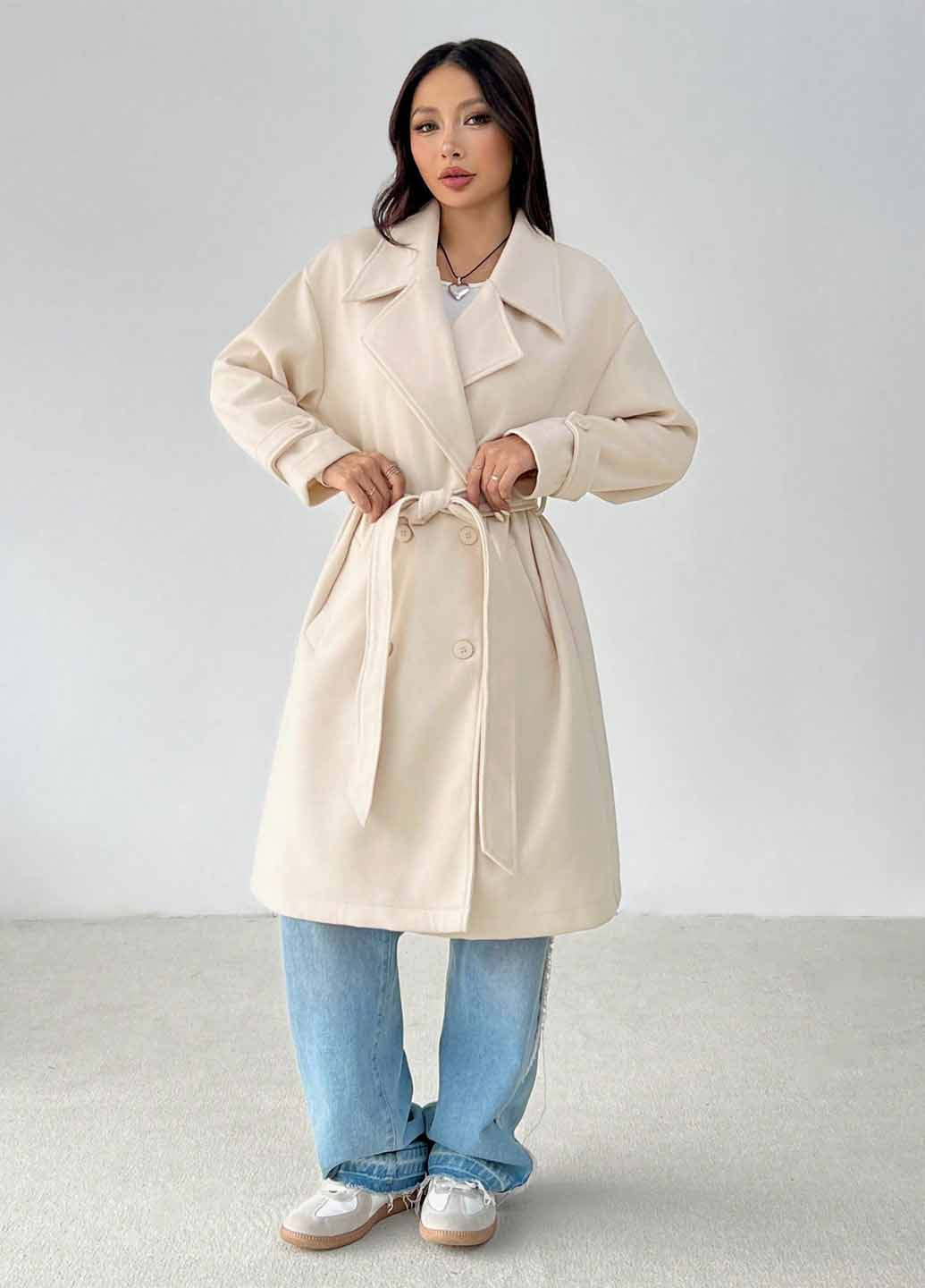 Светло-бежевое демисезонное Пальто двубортное SHEIN
