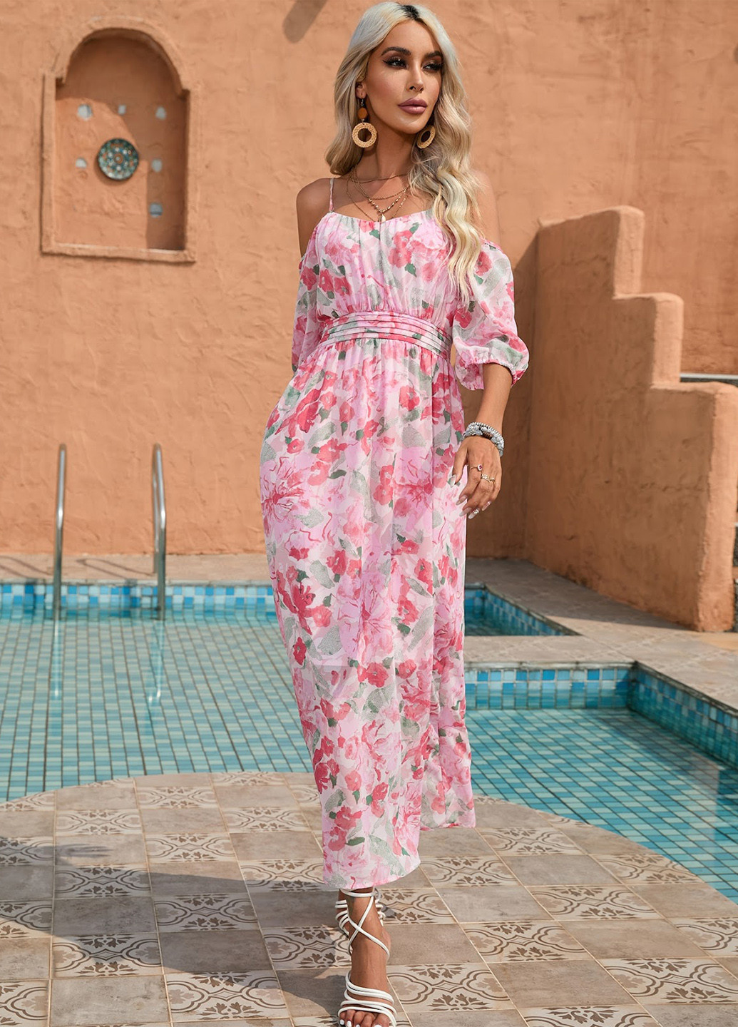 Светло-розовое кэжуал платье с открытыми плечами SHEIN с цветочным принтом
