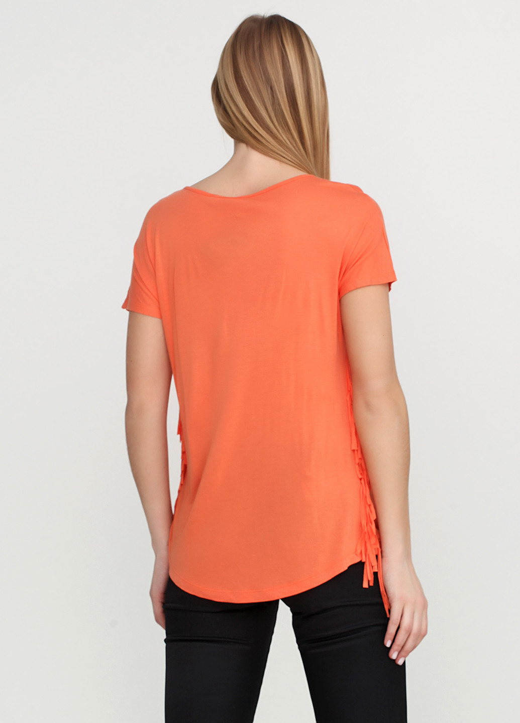 Оранжевая летняя футболка MNG