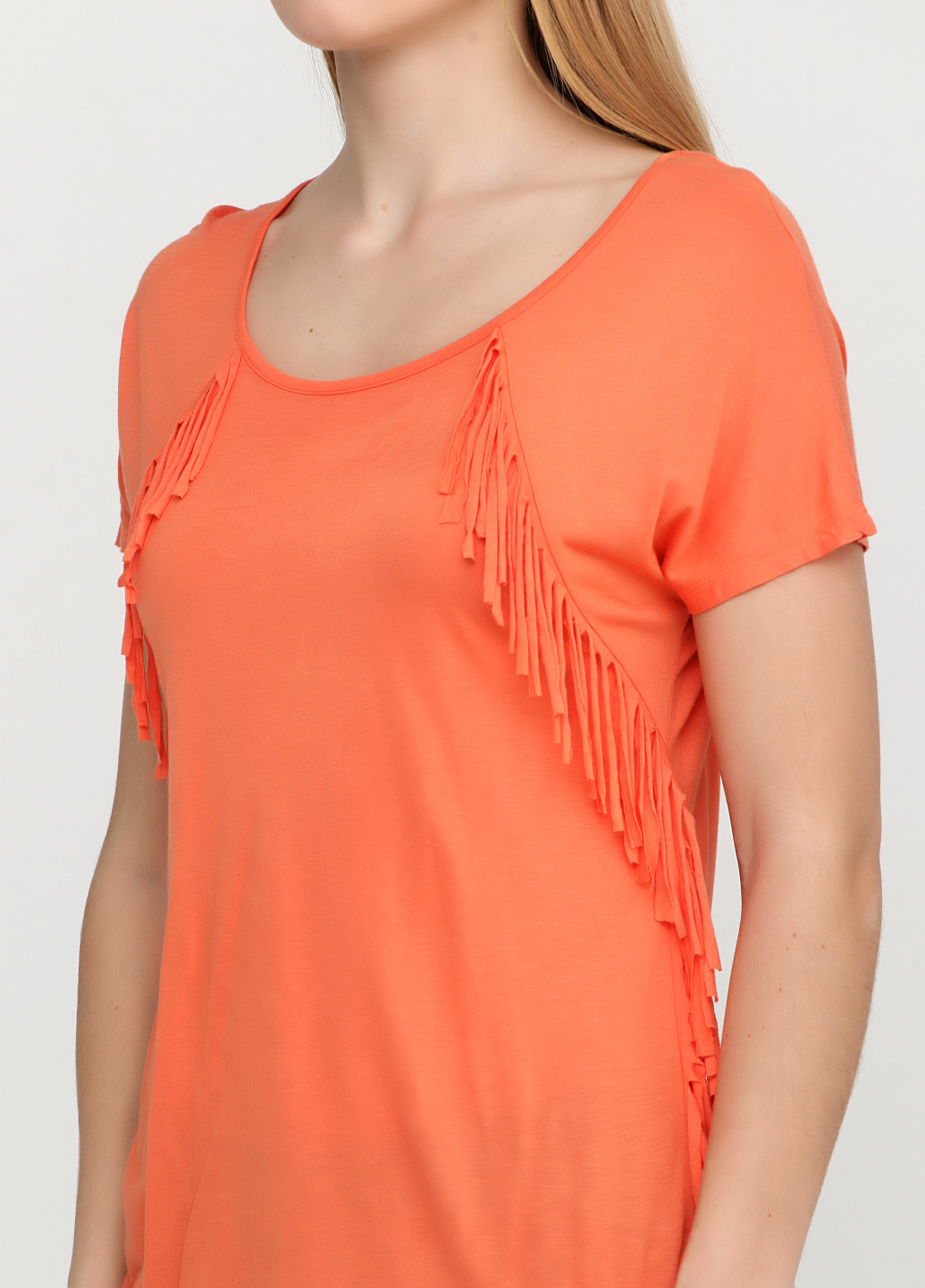 Оранжевая летняя футболка MNG