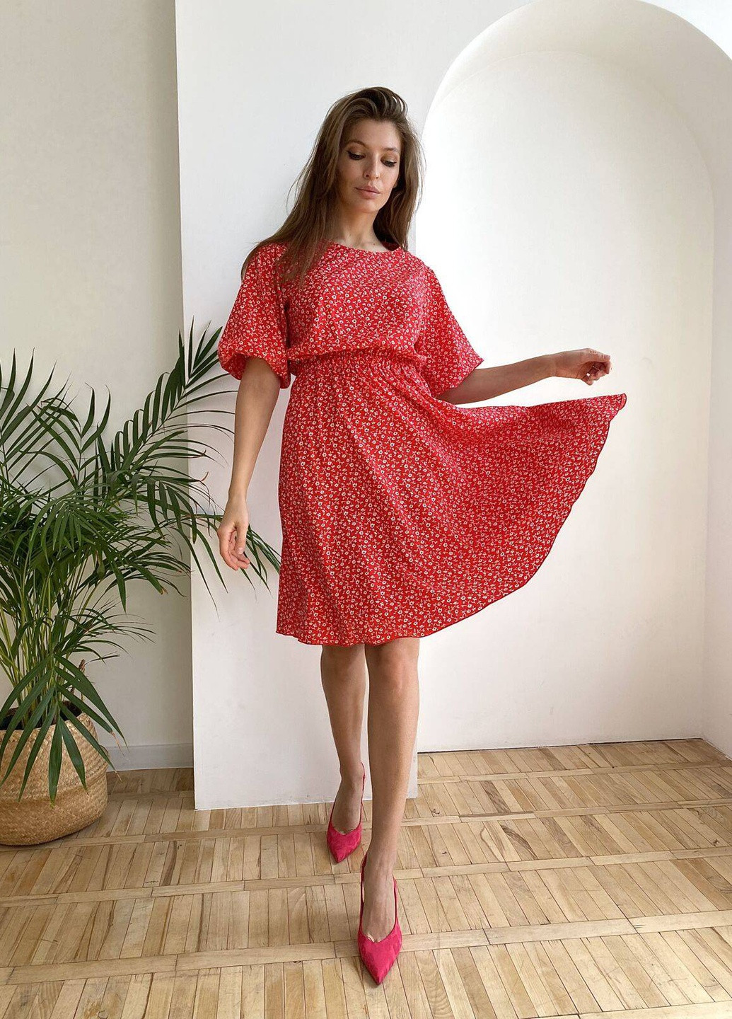 Красное сукня Nenka с цветочным принтом