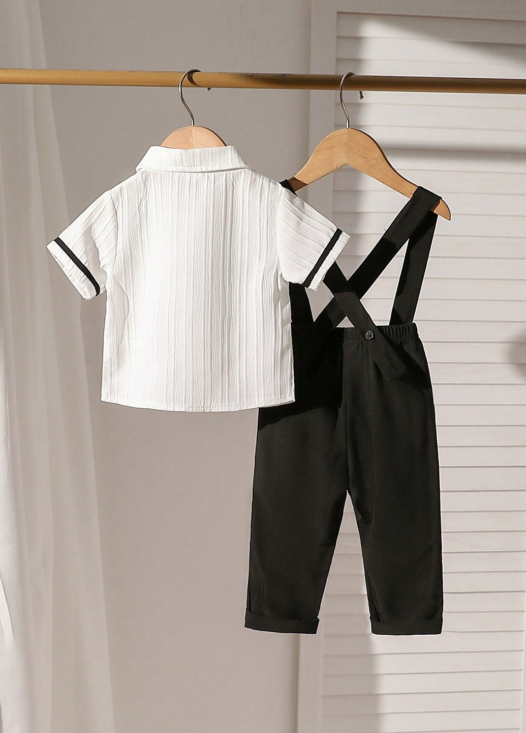 Чорно-білий демісезонний комплект (сорочка, штани) SHEIN