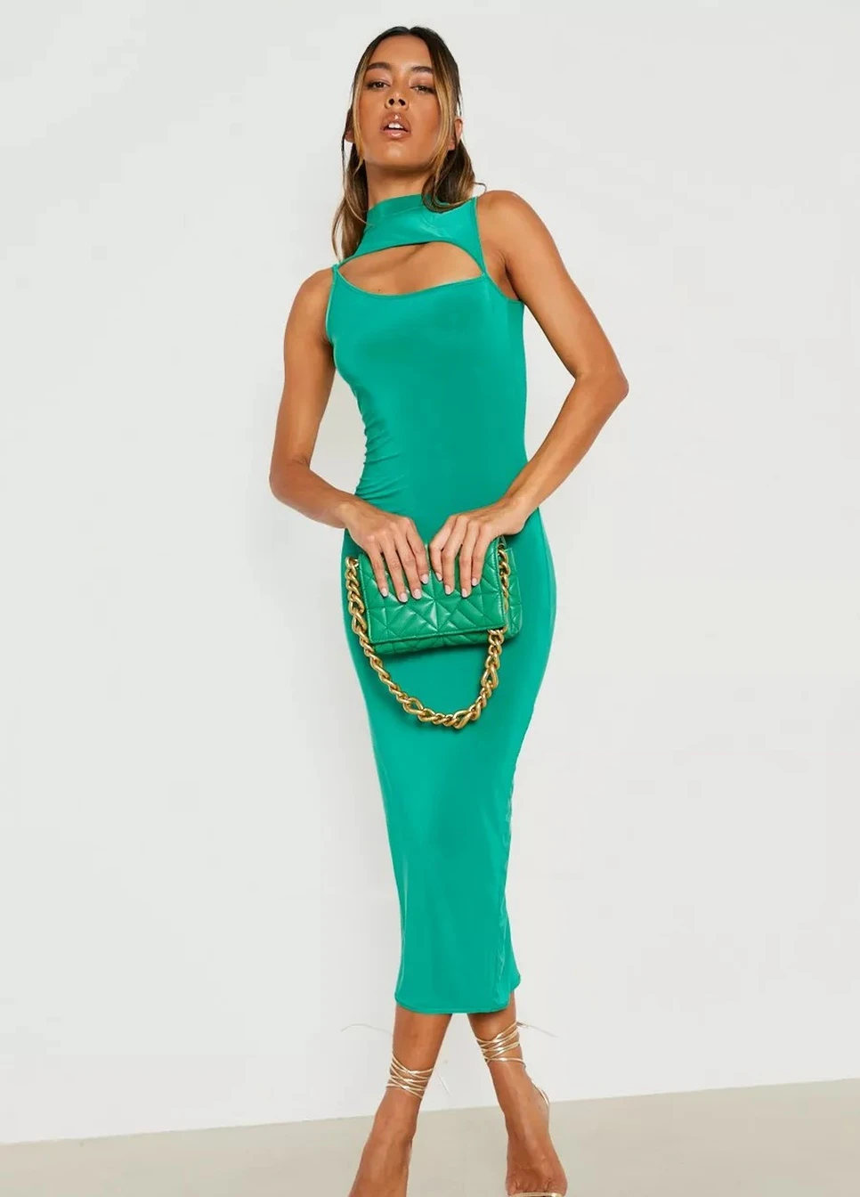Зеленое платье Boohoo
