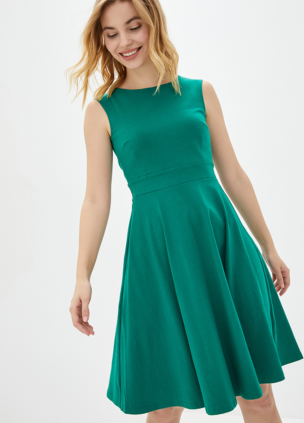 Зеленое кэжуал платье клеш Gingier однотонное