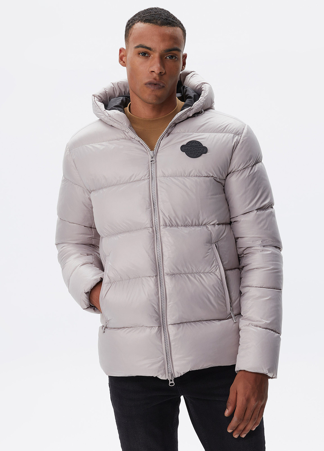 Светло-серая демисезонная куртка Lacoste