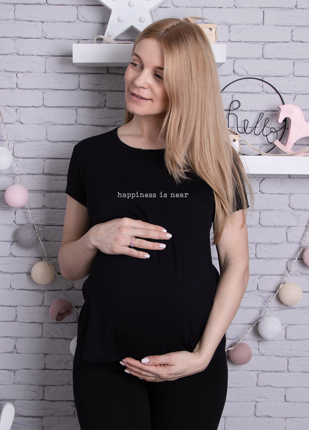 Чорна всесезон футболка для вагітних Мамин Дом