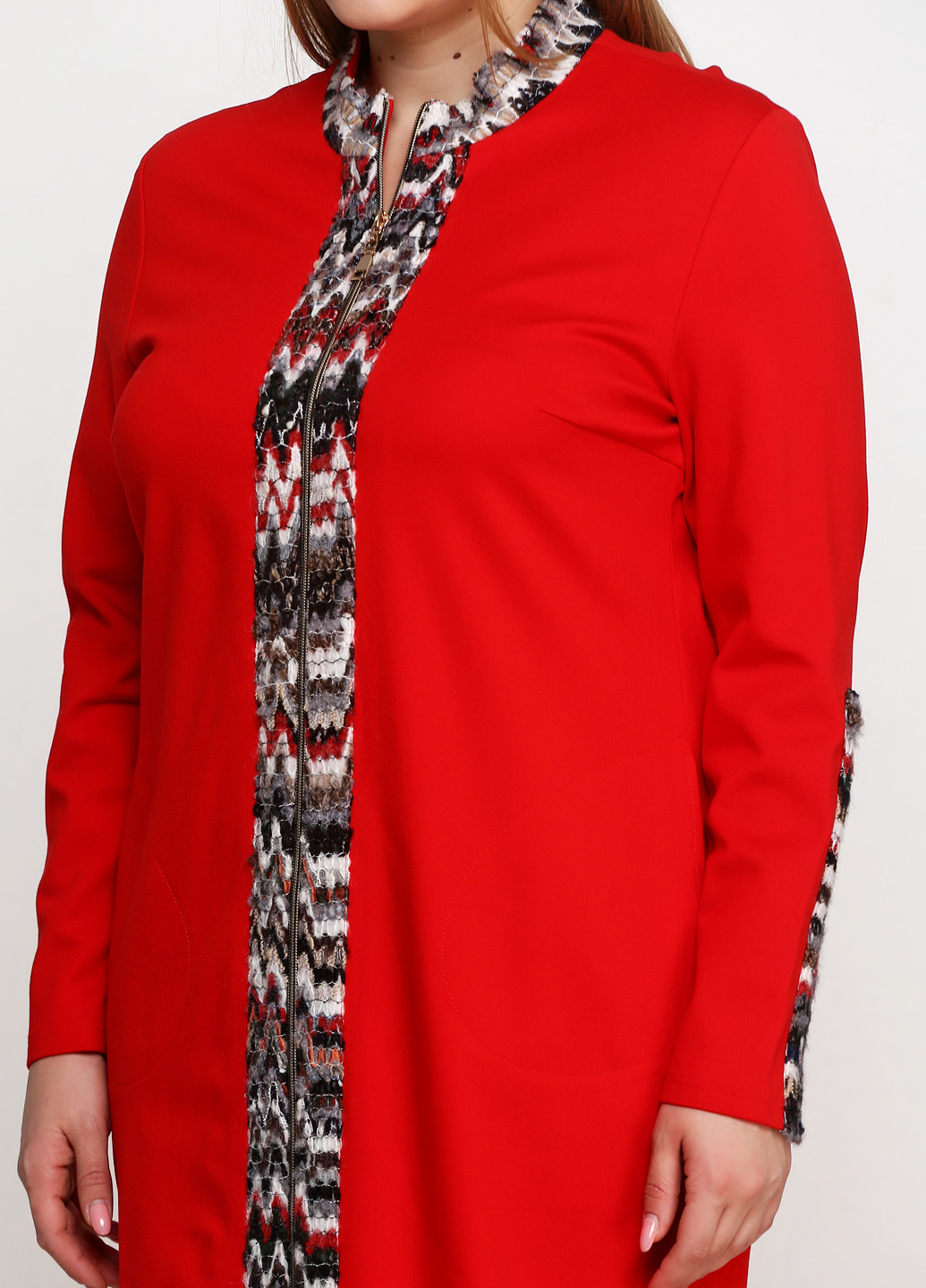 Красное кэжуал платье миди Алеся с абстрактным узором