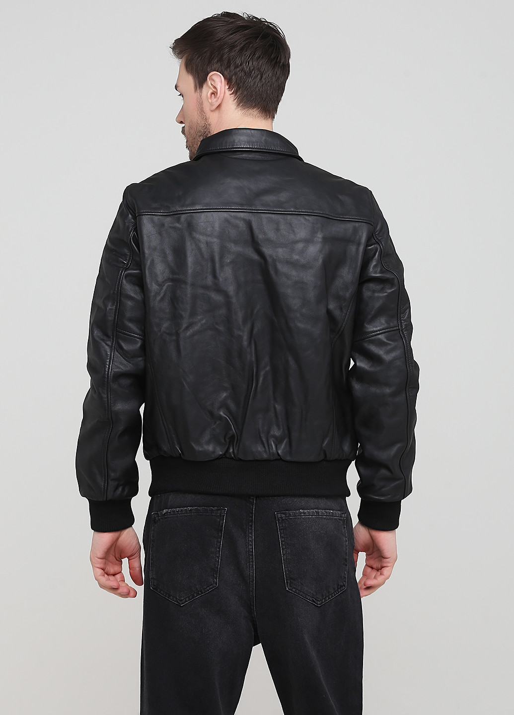 Чорна демісезонна куртка шкіряна Schott N.Y.C.