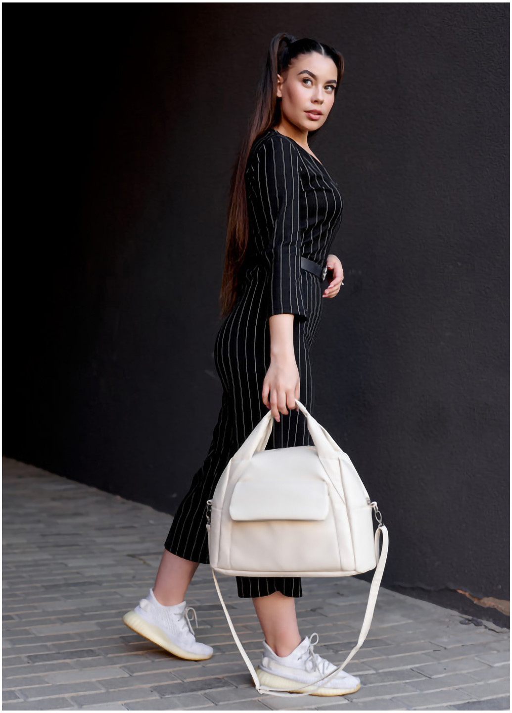 Жіноча спортивна сумка 37х25х16 см Sambag (253490757)