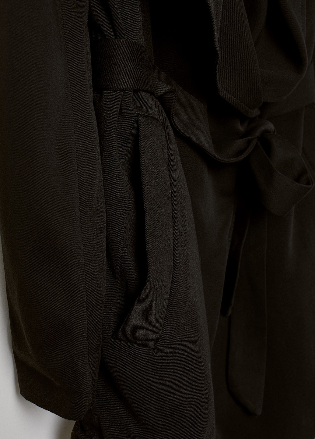 Чорне демісезонне Пальто H&M