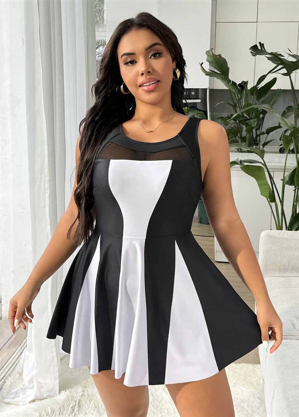 Чорно-білий літній купальник (сукня, трусики) купальник-сукня, танкіні, роздільний SHEIN