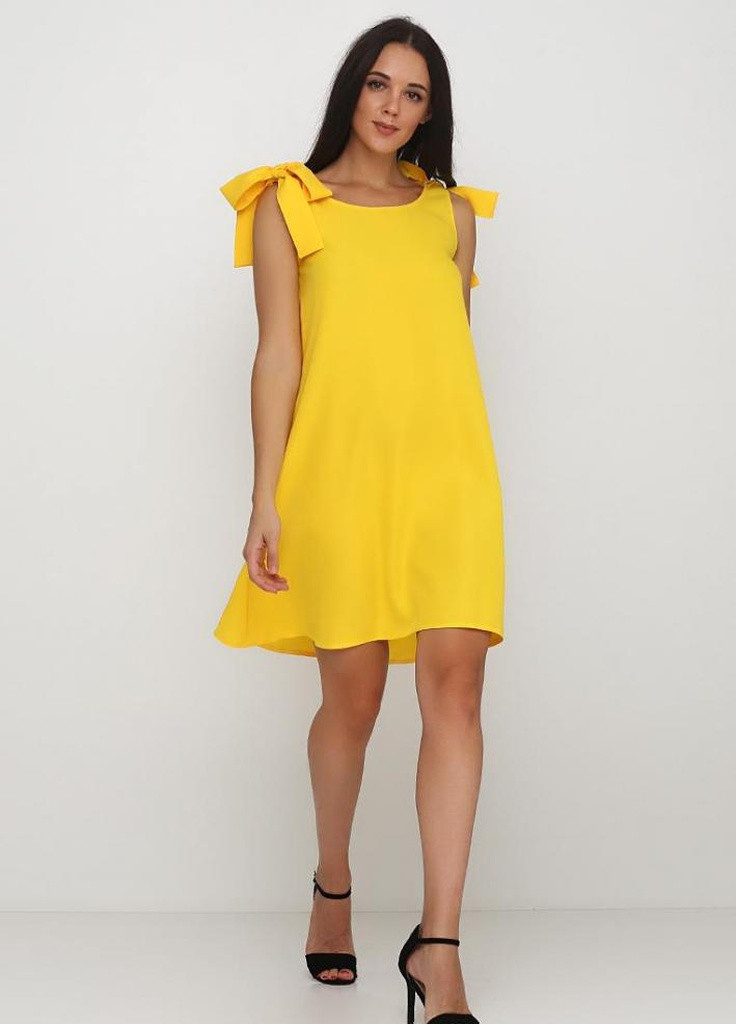 Желтое кэжуал легкое свободное платье-трапеция с бантами на плечах lucky жёлтый Podium однотонное