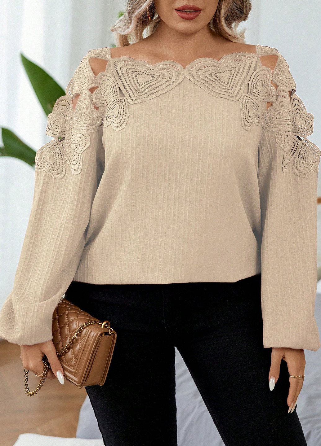 Бежева блуза SHEIN