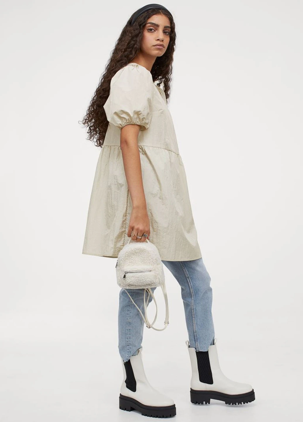 Молочное кэжуал платье H&M однотонное