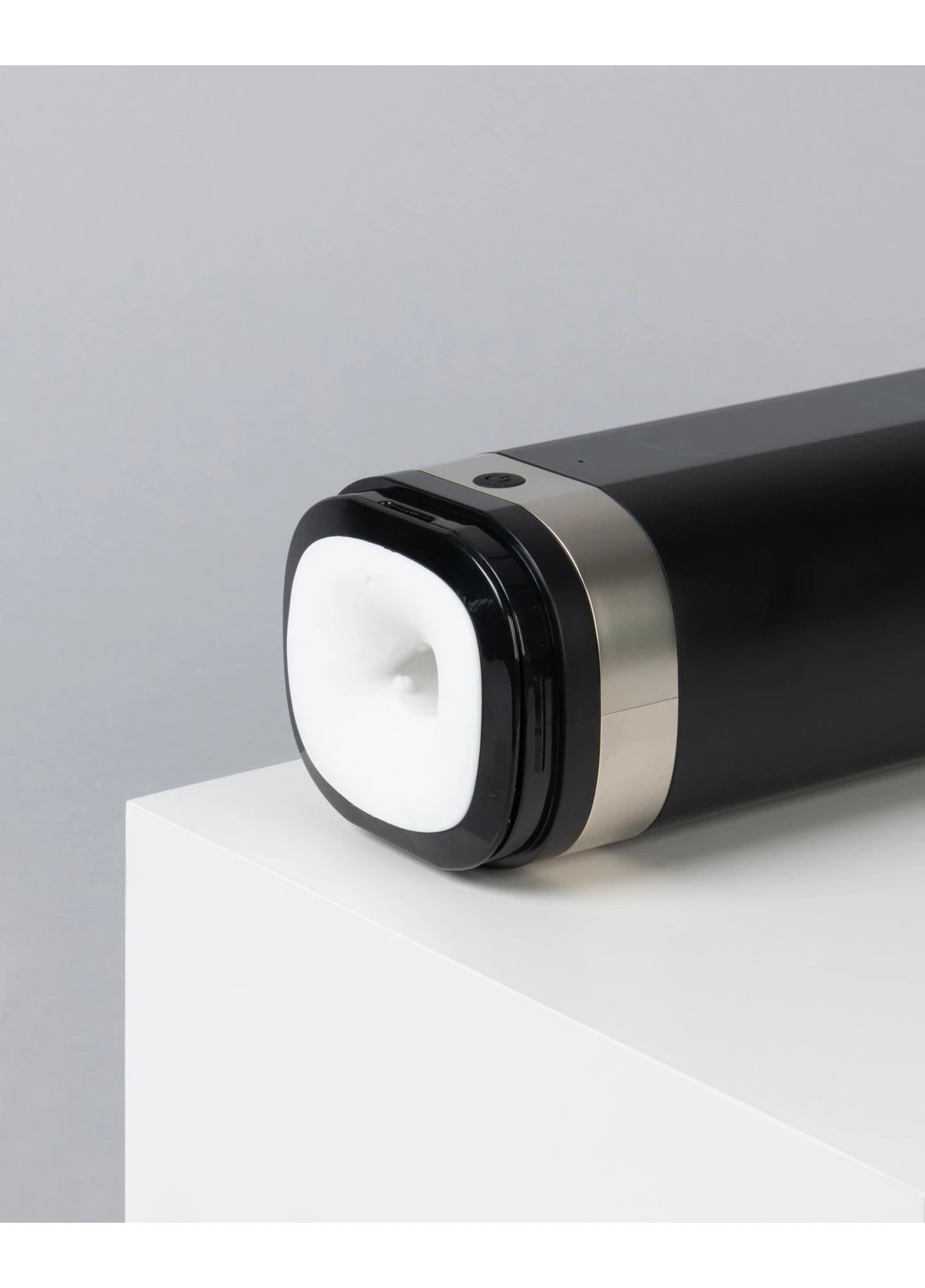 Интерактивный мастурбатор Onyx 2, 10 сжимающихся колец Kiiroo (252022310)