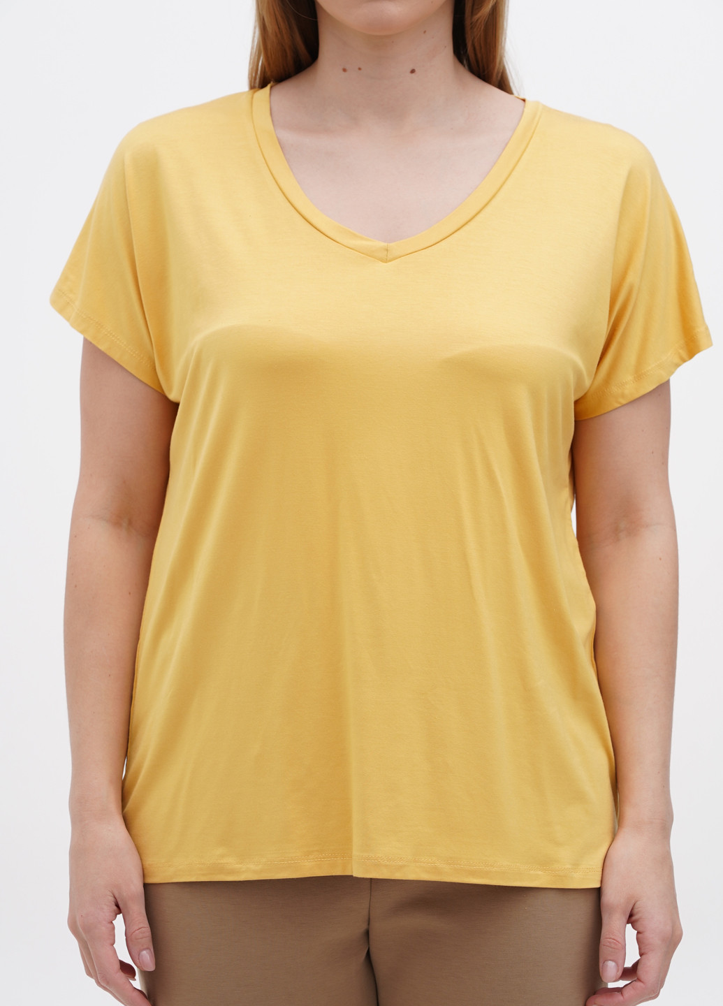 Желтая летняя футболка Soyaconcept