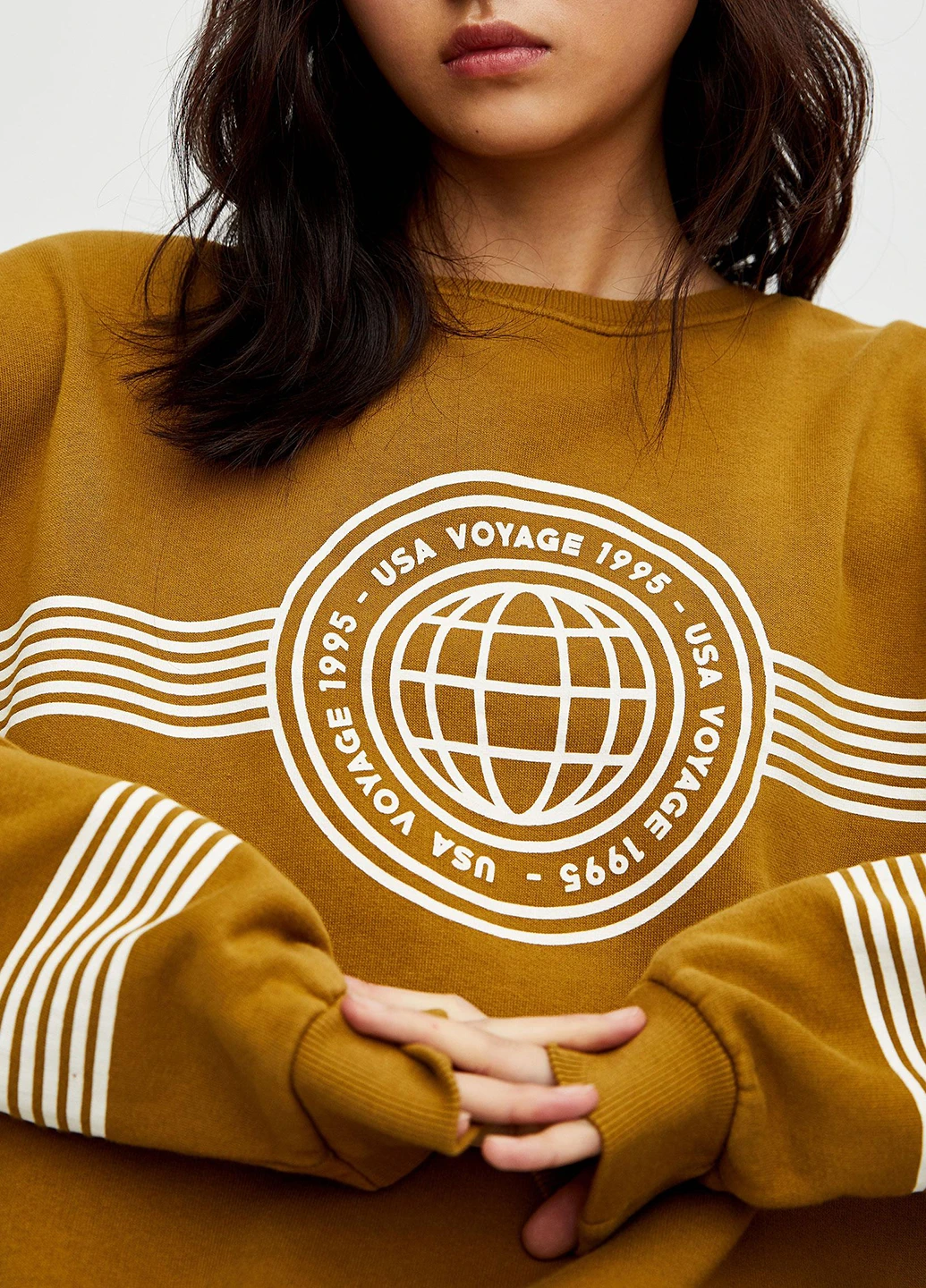 Горчичный світшот,темно-оливковий з принтом, Pull & Bear надпись (250021808)