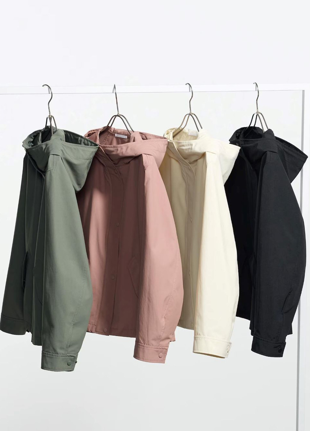 Ветровка Uniqlo (324631976)