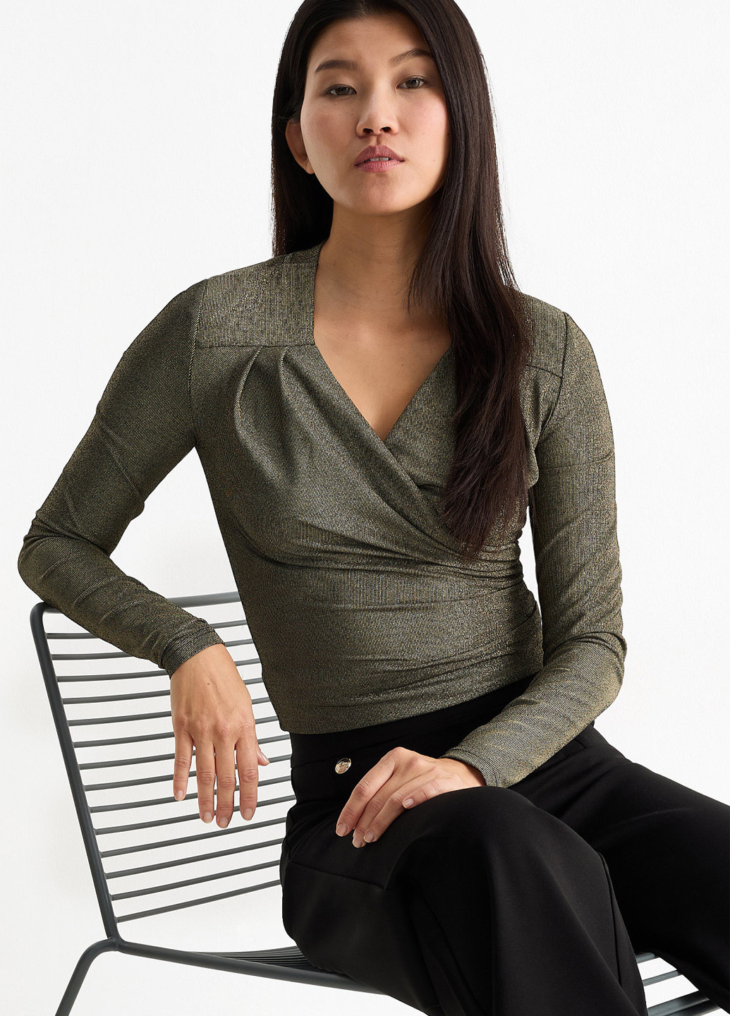 Хаки блуза на запах C&A