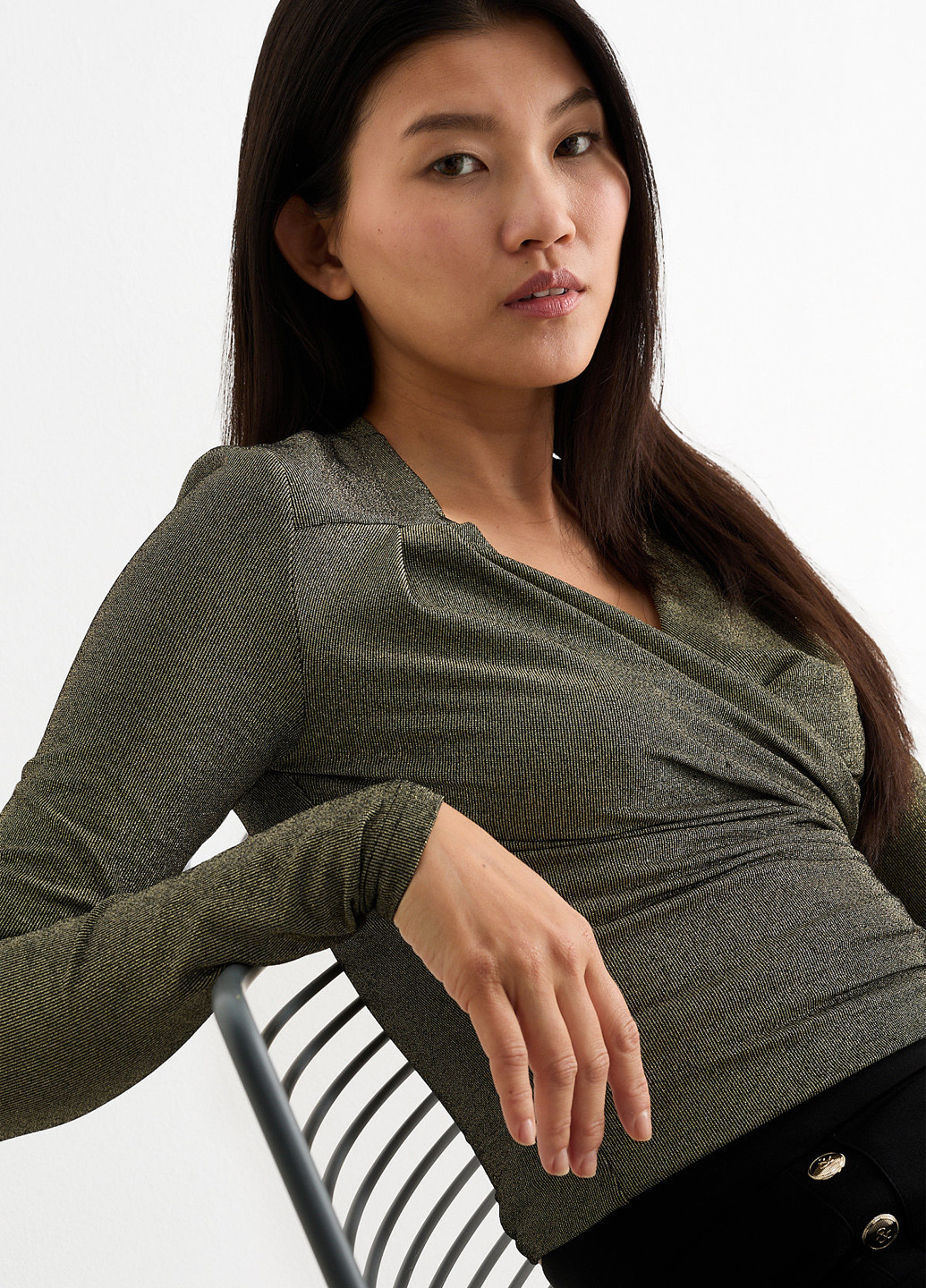 Хаки блуза на запах C&A