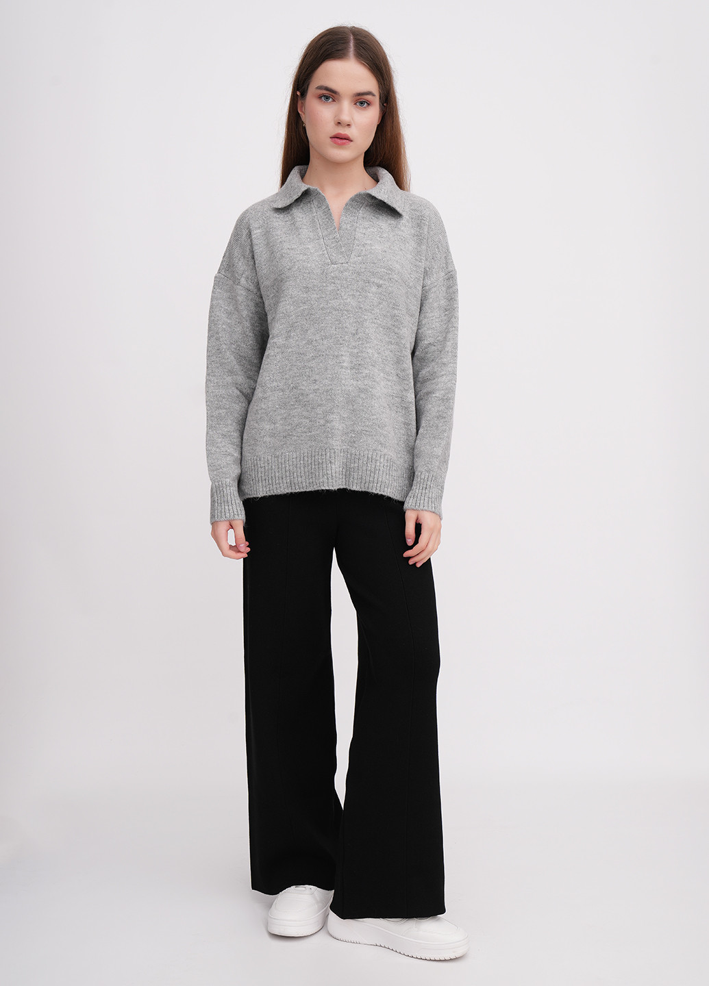 Світло-сірий демісезонний светр EQUILIBRI