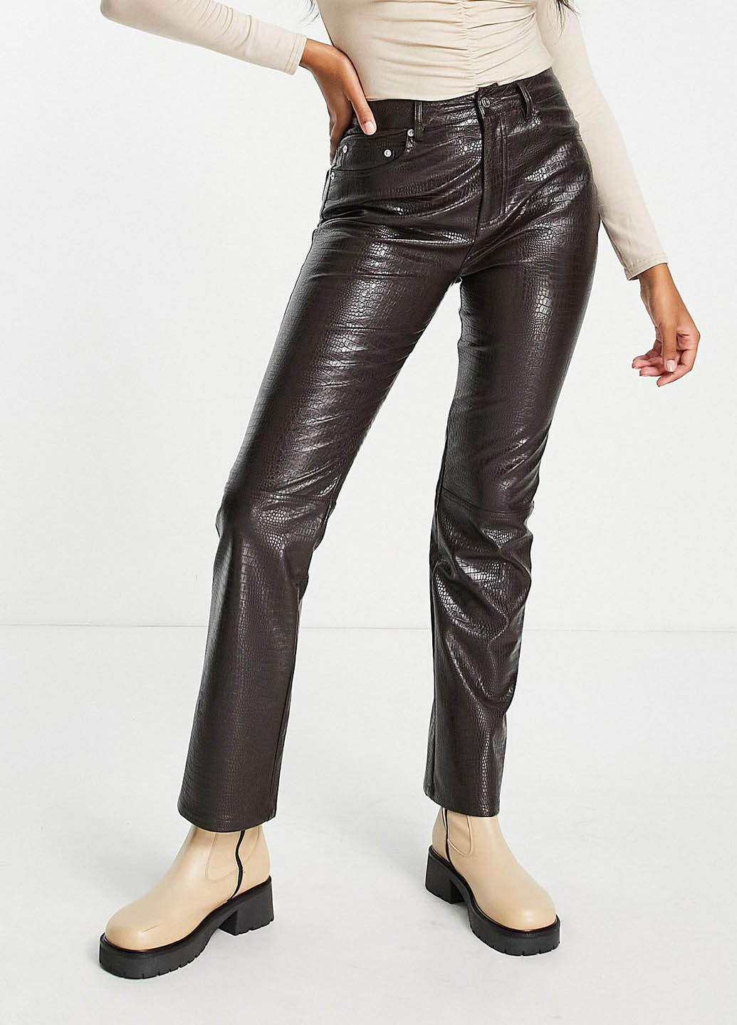 Темно-коричневые кэжуал демисезонные прямые брюки Asos