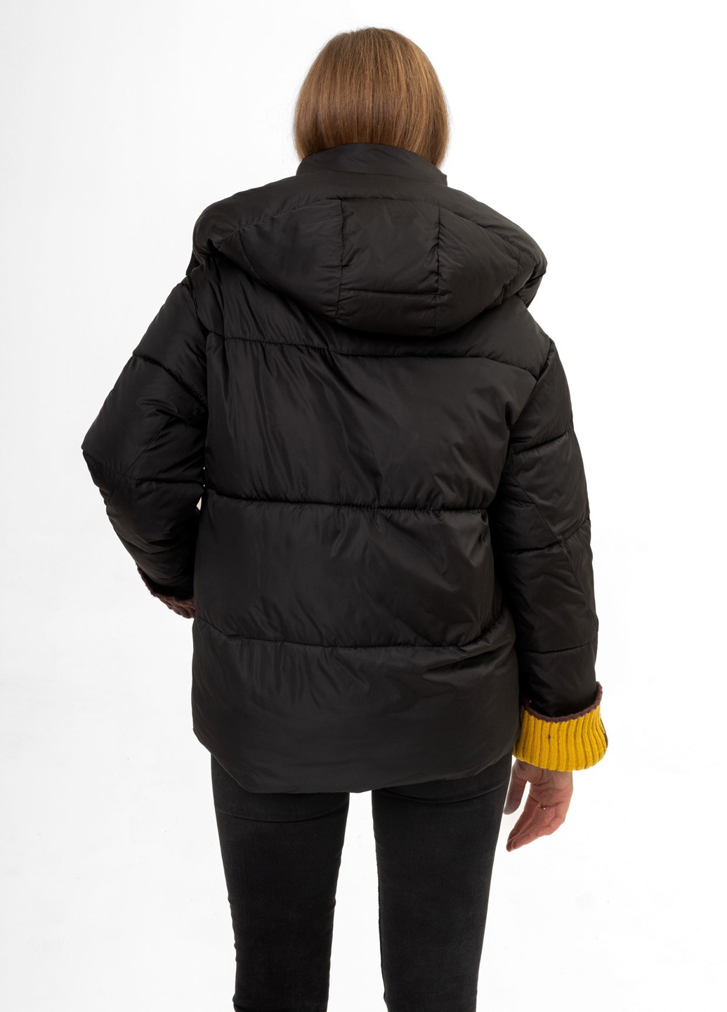 Чорна зимня куртка Icon