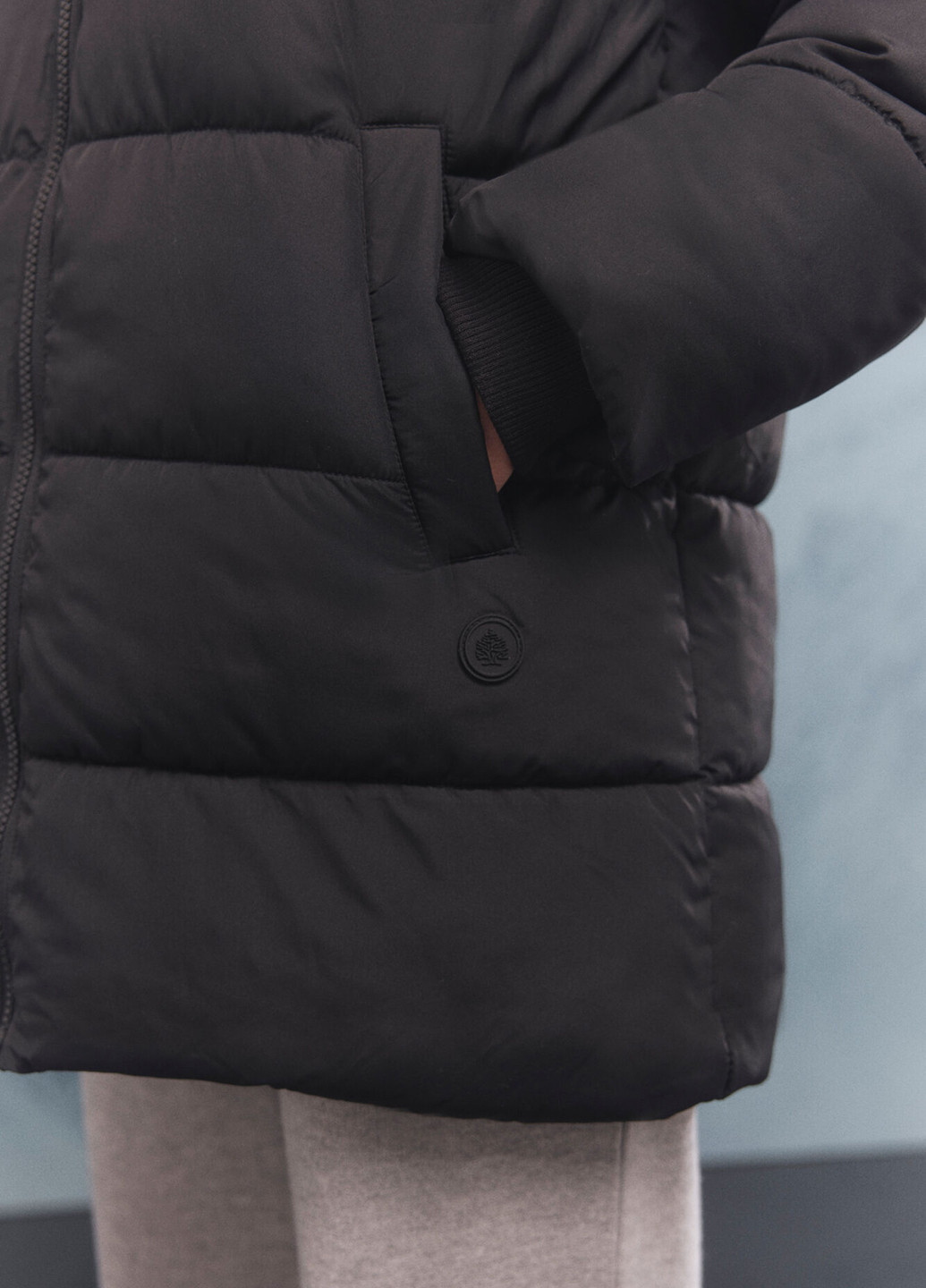 Черная зимняя куртка Springfield