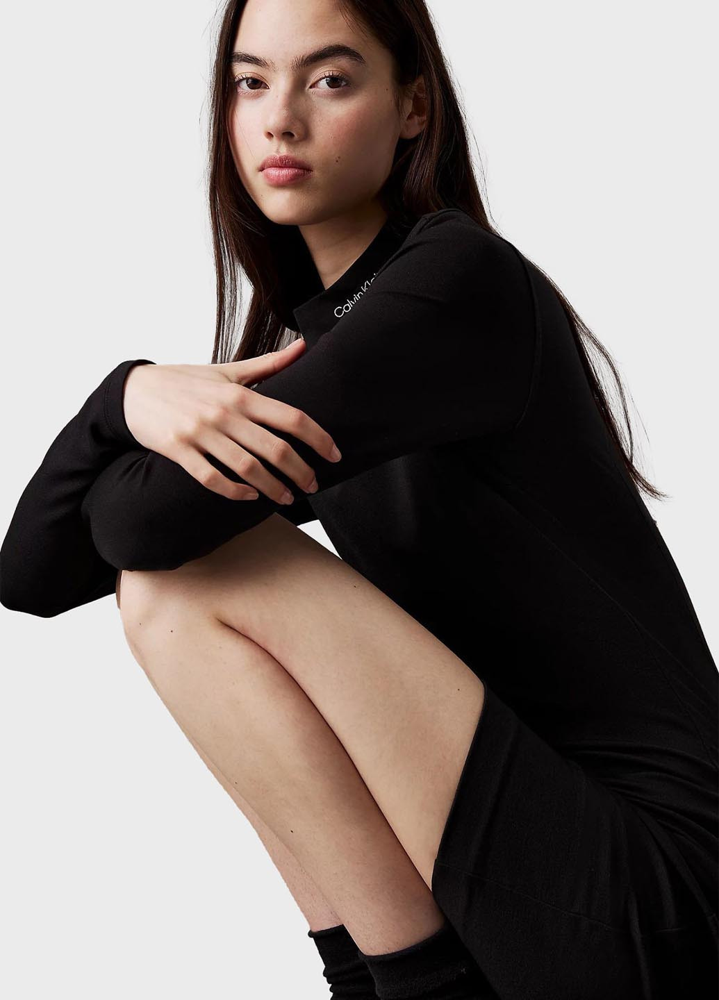 Черное кэжуал платье платье-водолазка Calvin Klein Jeans однотонное