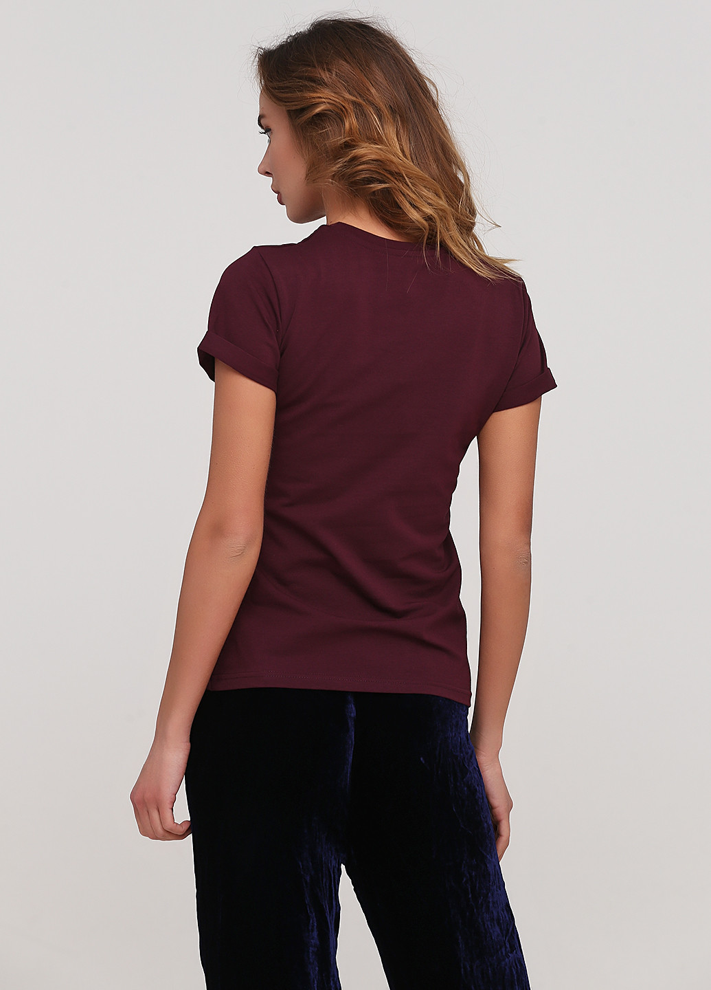 Темно-бордова літня футболка жіноча 19ж441-24 ліловий з коротким рукавом Malta