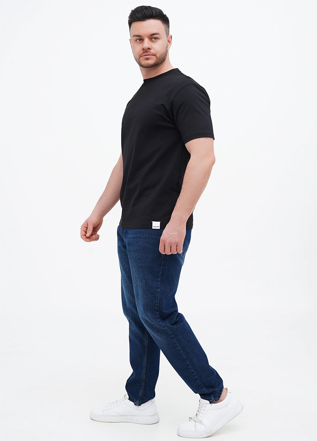 Черная футболка Trend Collection