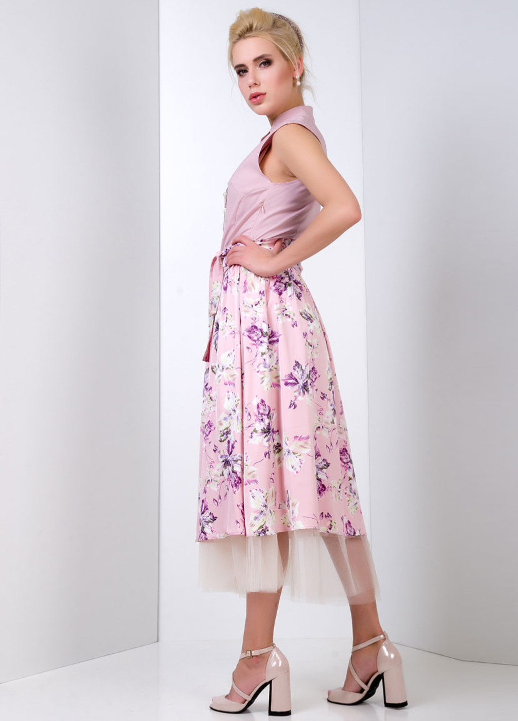 Светло-розовое кэжуал платье клеш Solh с цветочным принтом