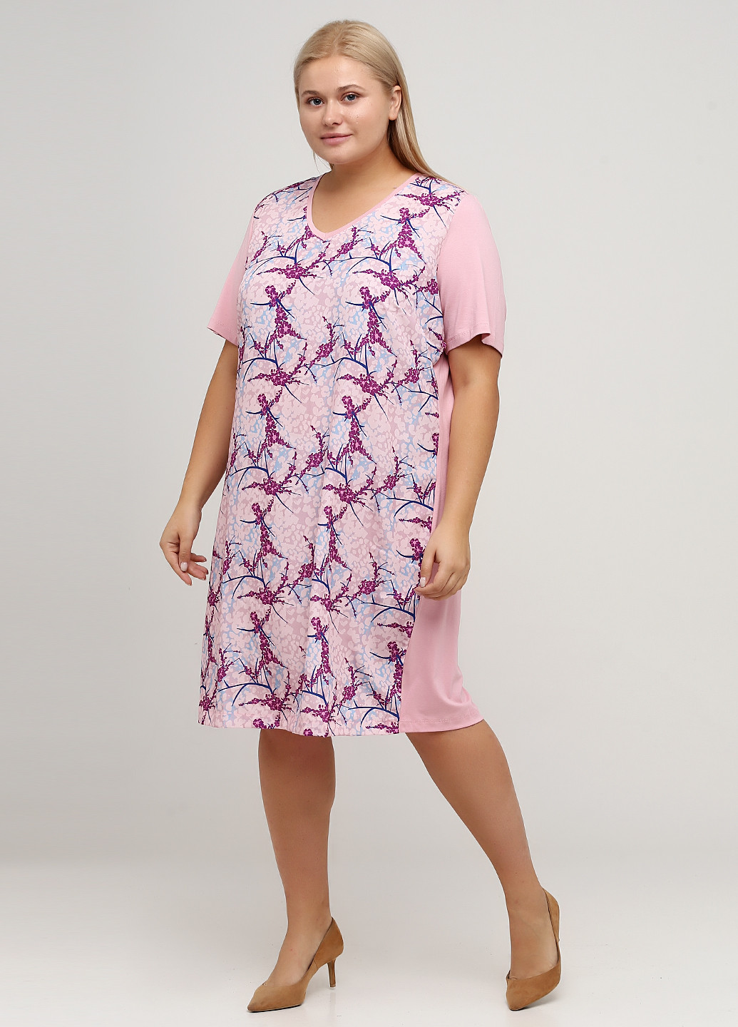 Розовое кэжуал платье платье-футболка Sheego с рисунком