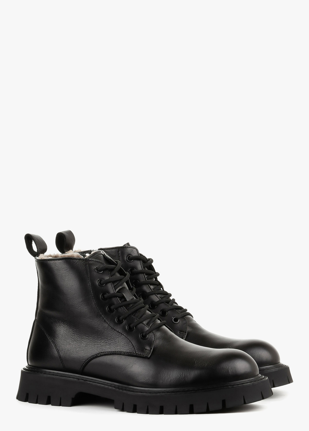 Черные зимние ботинки Le'BERDES