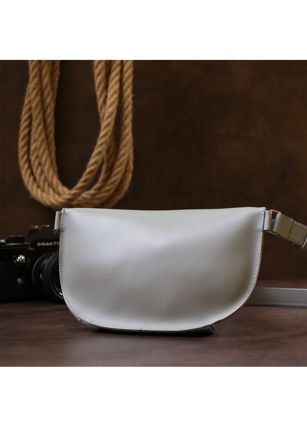 Шкіряна бананка 23х13х5 см Shvigel (253660357)