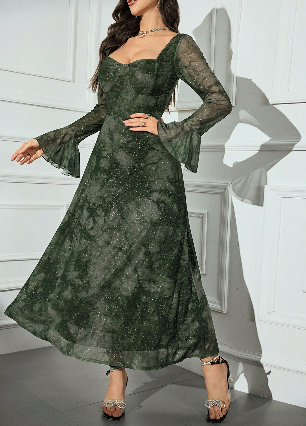 Темно-зелена вечірня сукня силуетна, кльош SHEIN тай-дай